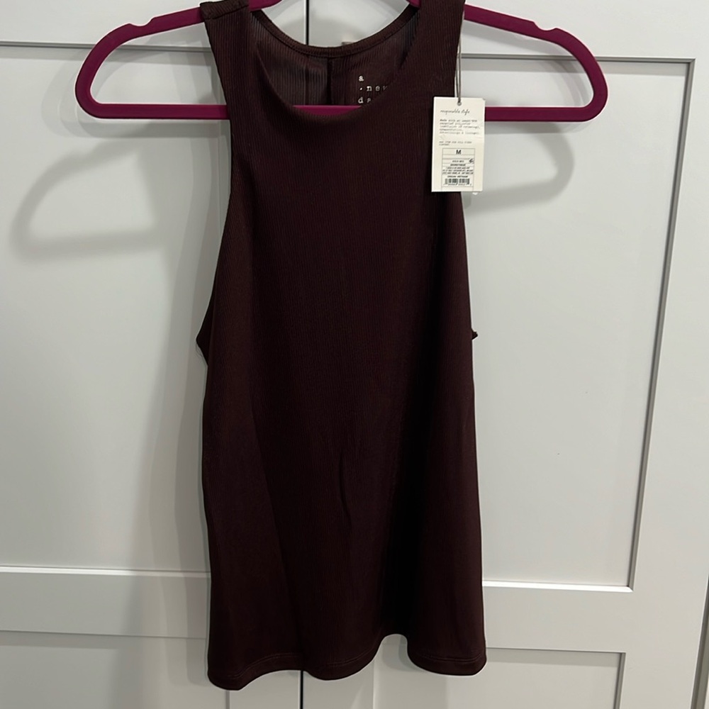 NWT!! Cute brown tank top. Perfect for work and play!